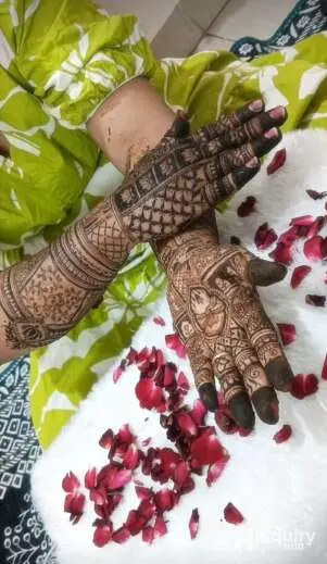 Karishma Mehendi Art