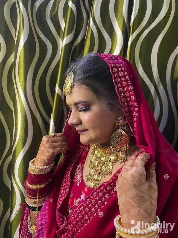 Shweta Chetrii Makeover Artist