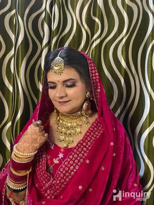 Shweta Chetrii Makeover Artist