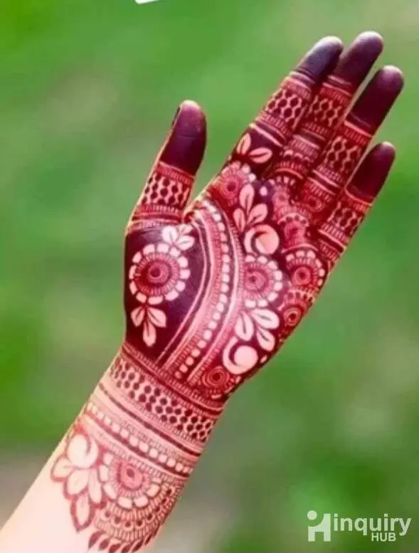 Simran Mehandi Artist
