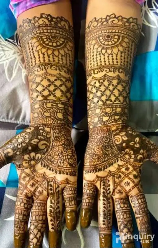 Simran Mehandi Artist