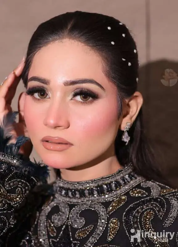 Nuzzahmakeup Artist And Mehndi Artist