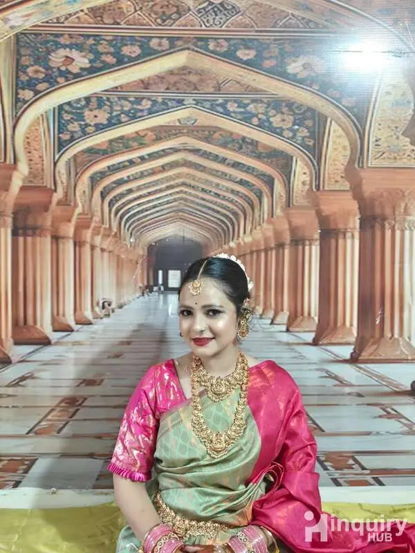 Nuzzahmakeup Artist And Mehndi Artist