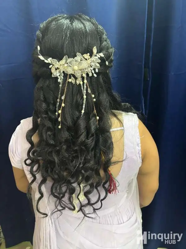 Divya Beauty Parlour And Academy