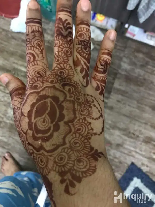 Arifa  Mehndi Artist