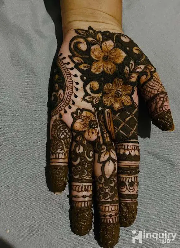 Farash  Henna