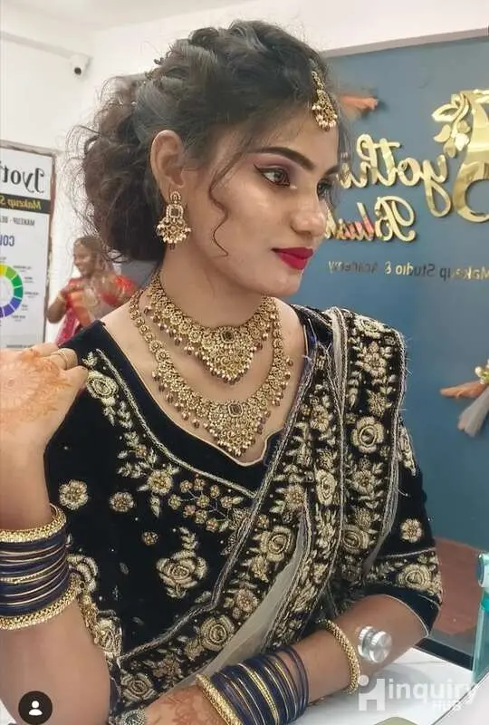 Lavanya Makeovers
