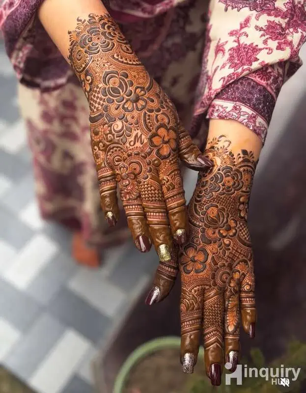 Ayesha Mehndi Artist