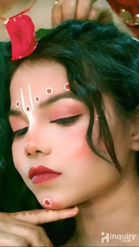 Glam Up By Purnima
