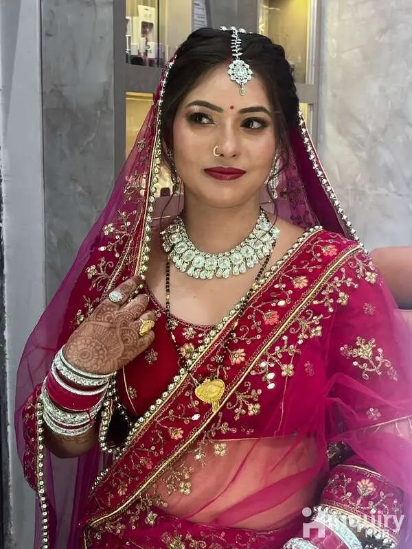 Shri Makeover Studio