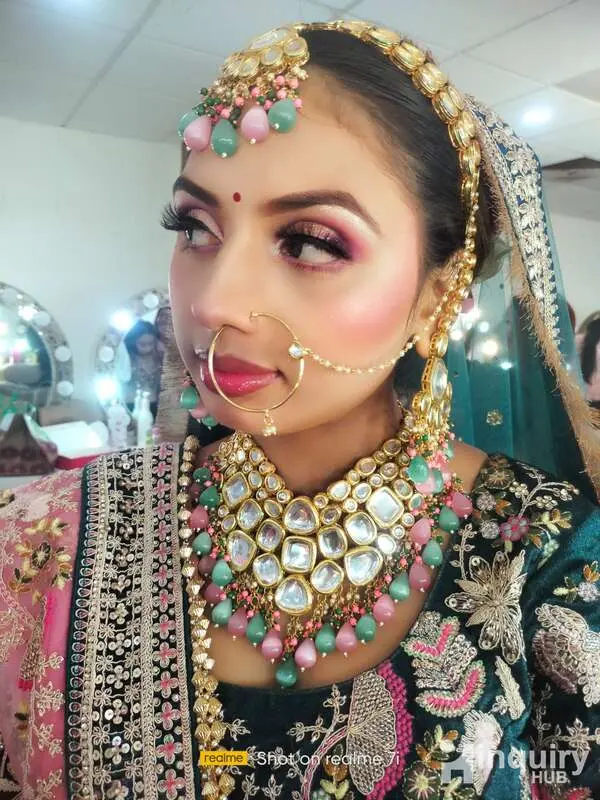 Naaz Makeovers Beauty