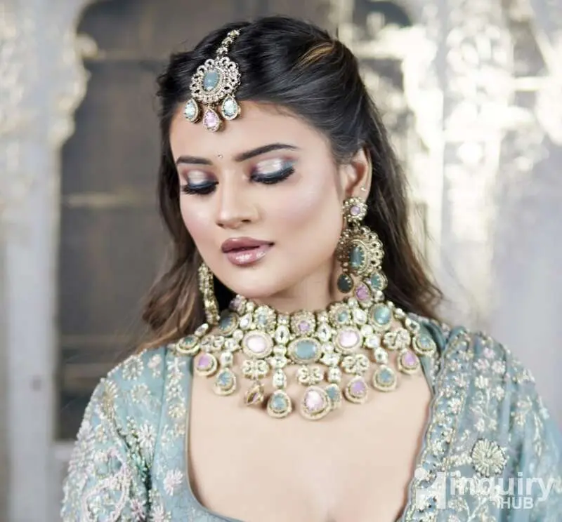 Naaz Makeovers Beauty