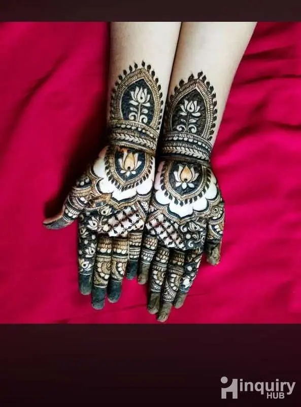 Gunjan Mehndi Artists