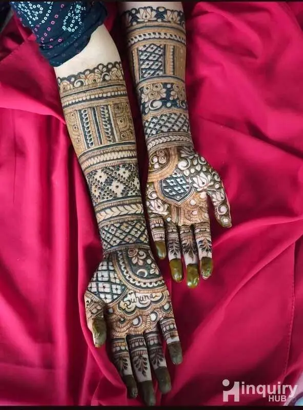 Gunjan Mehndi Artists