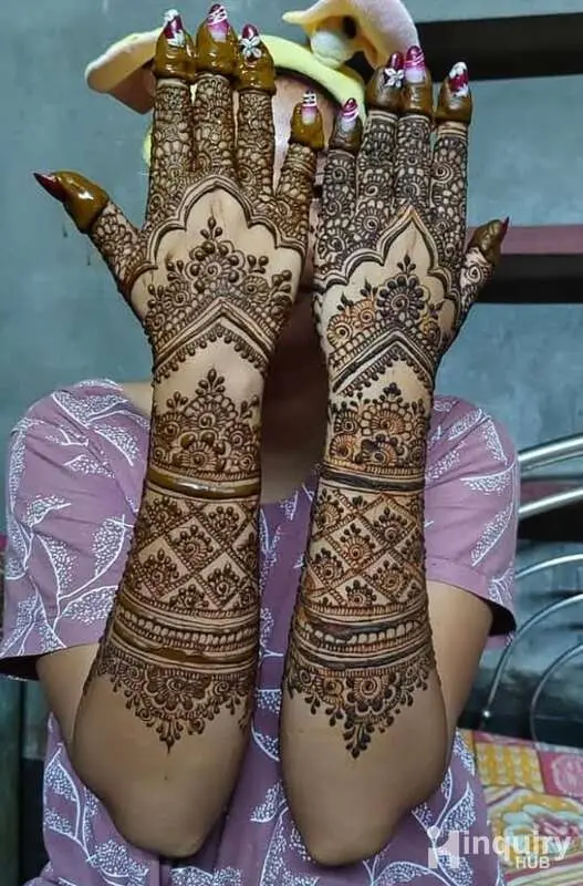 Gunjan Mehndi Artists