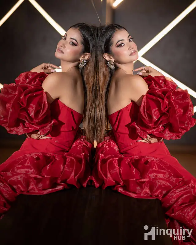 Moonglow Professional Makeover  Makeup Artist