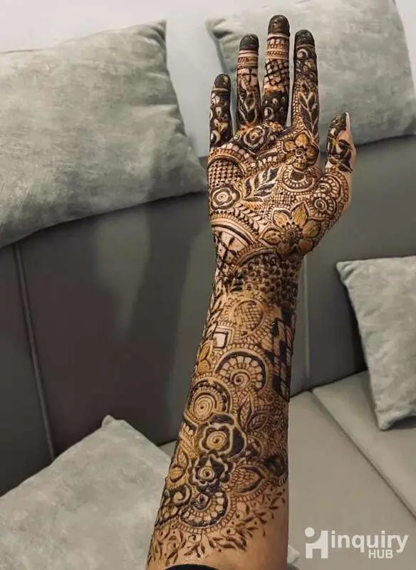 Mehindi Artis
