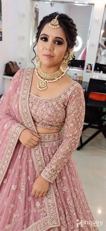 Annu Makeup Artist