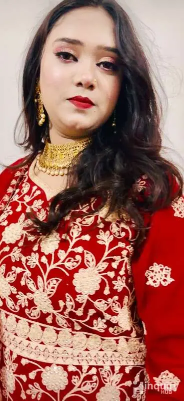 Rozeena Sheikh  Makeup Artist