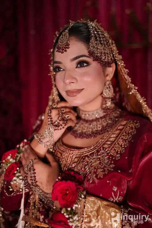 Rozeena Sheikh  Makeup Artist