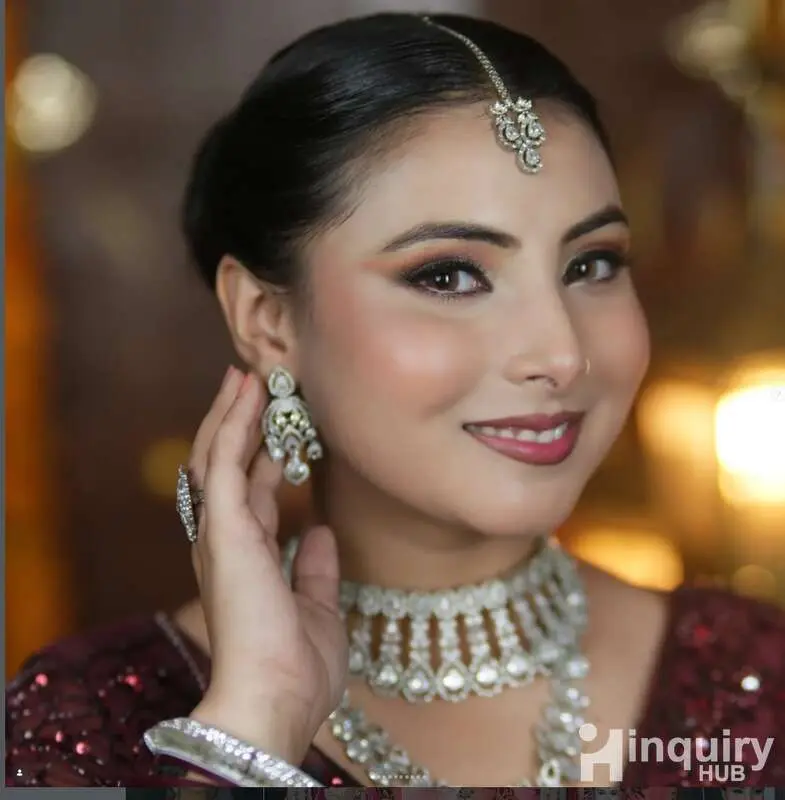 Glowithmuskankhan