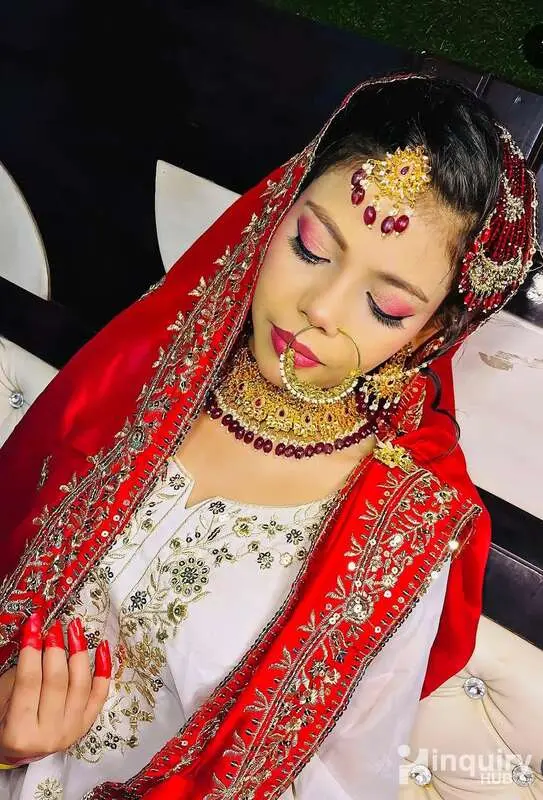 Forever Glam By Anshika