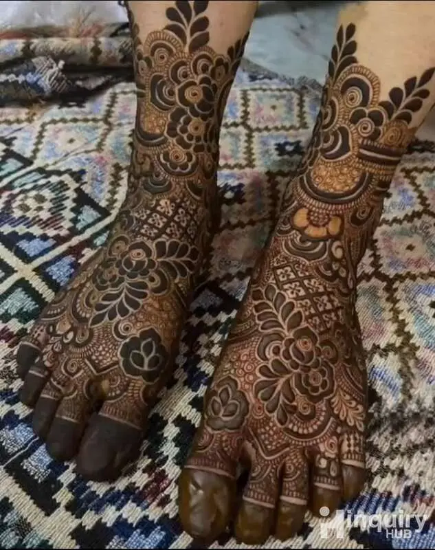 Ayeshamehndi Artist