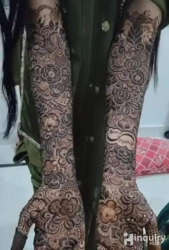 Ayeshamehndi Artist