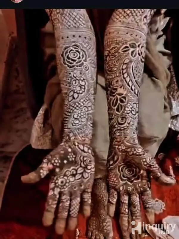 Ayeshamehndi Artist