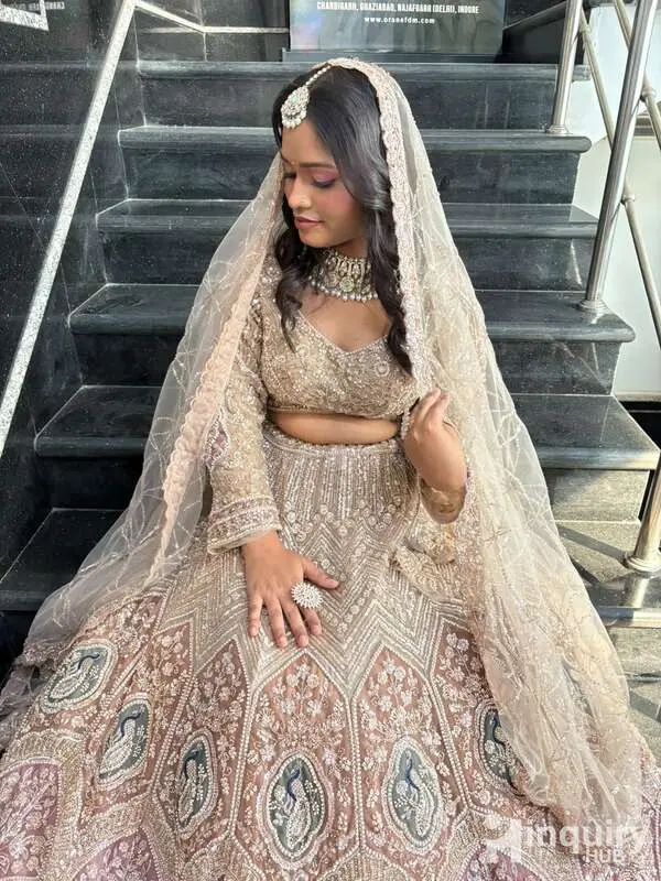 Glam Shivaniii