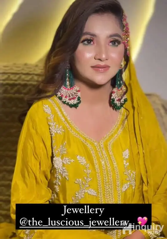 Make Urs  Look