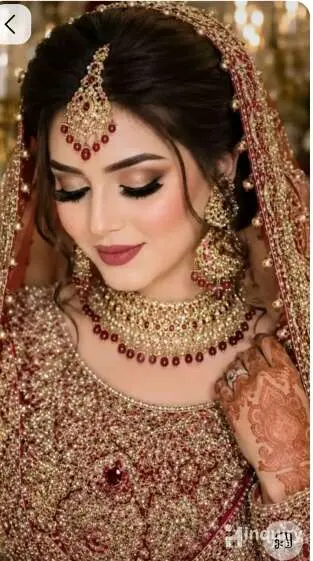 Naura Khan Queen Professional Makeup Artist