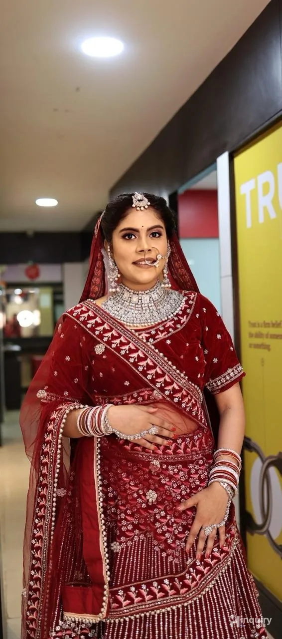 Srishti Makeup Artist 